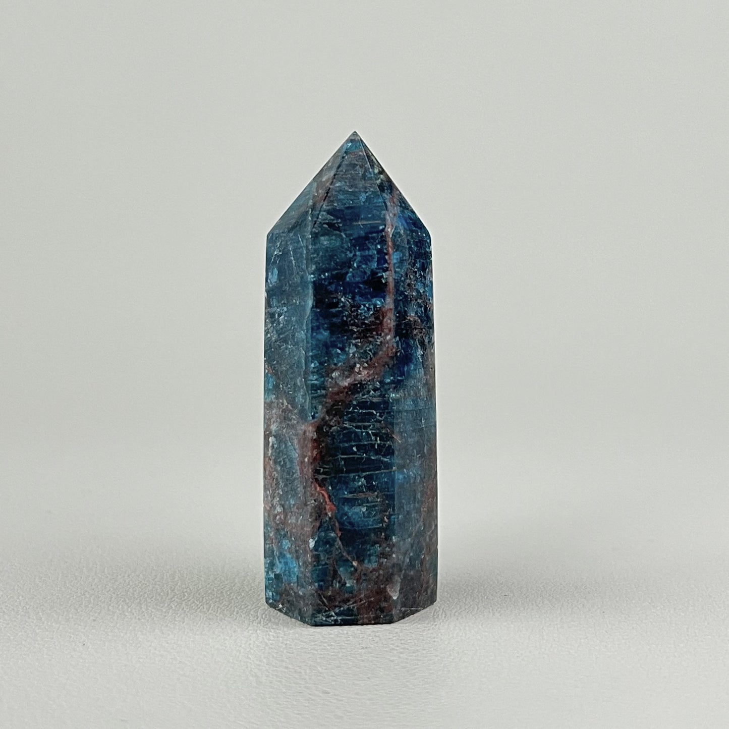 磷灰石晶柱 AP002 (Apatite)