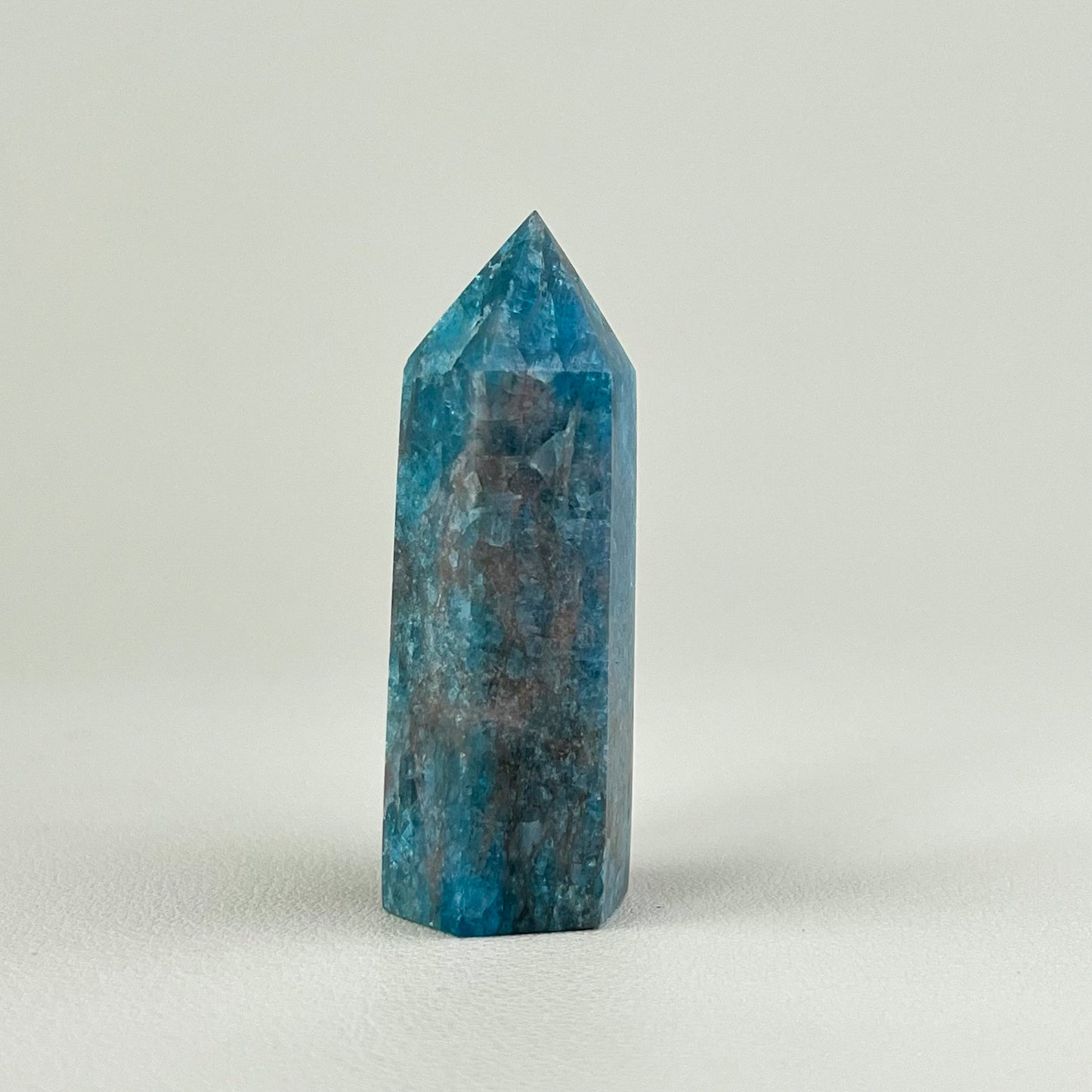 磷灰石晶柱 AP004 (Apatite)