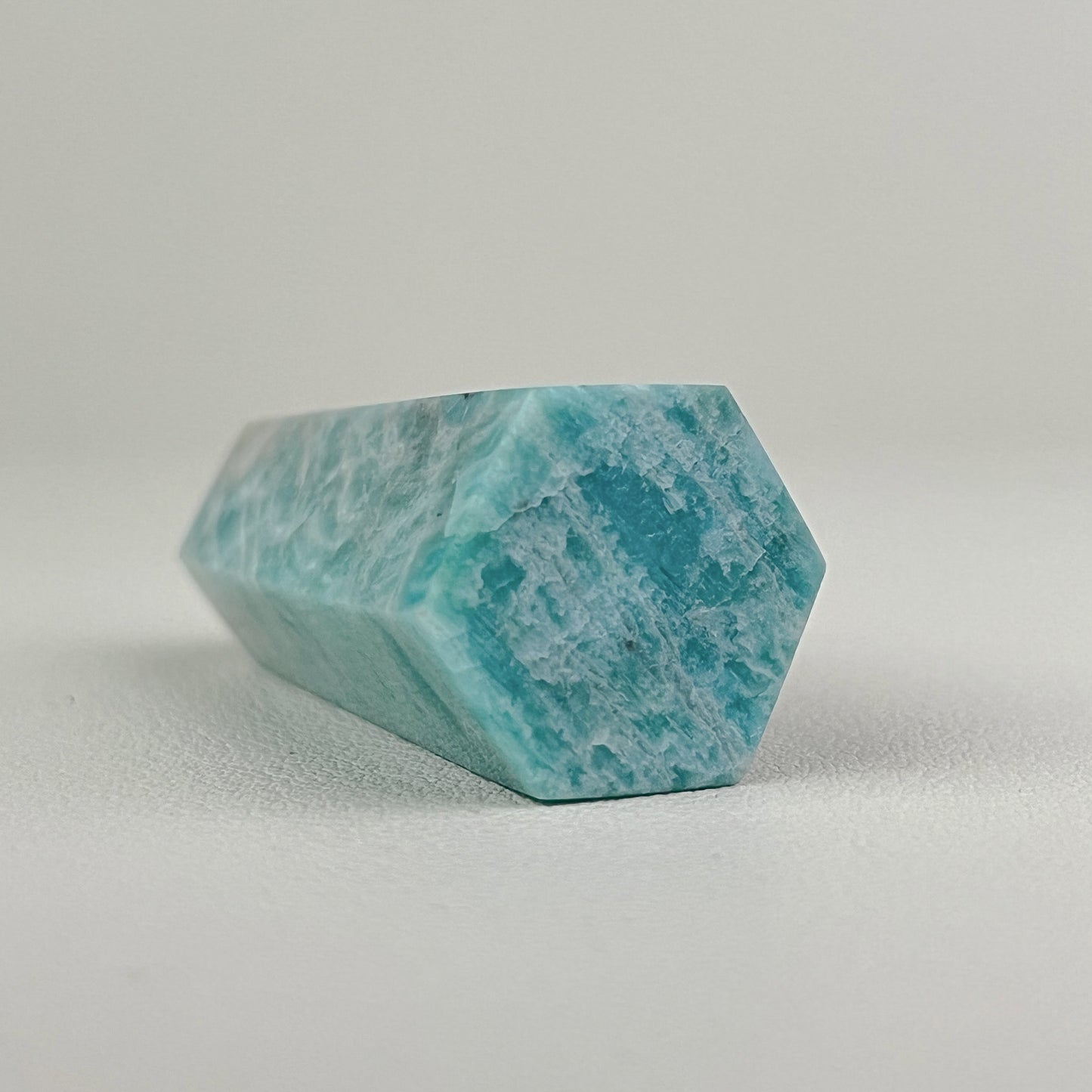 條紋亞馬遜石晶柱 SA001 (Amazonite)